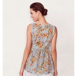 Lauren Conrad pin tuck babydoll floral top XL